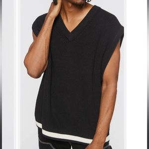 Forever 21 Contrast-Hem Sweater Vest Size S